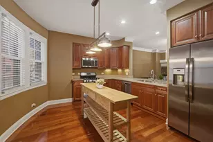 4323 W Peterson Ave, Chicago, IL 60646 - Photo 11