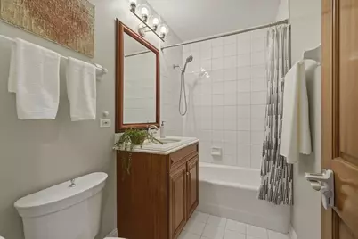 4323 W Peterson Avenue, Chicago, IL 60646 - Photo 17