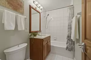 4323 W Peterson Ave, Chicago, IL 60646 - Photo 17