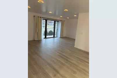 301 Lake Hinsdale Drive #108, Willowbrook, IL 60527 - Photo 7