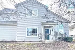 343 Abington Woods Dr, Aurora, IL 60502 - Photo 1