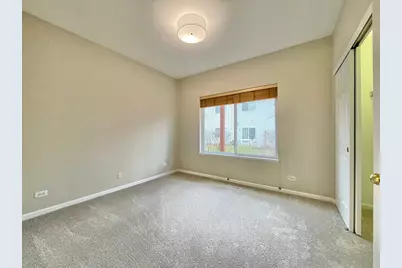 343 Abington Woods Drive, Aurora, IL 60502 - Photo 5