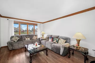 7201 W 110th Street, Worth, IL 60482 - Photo 3