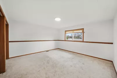 7201 W 110th Street, Worth, IL 60482 - Photo 17