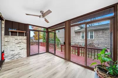 7201 W 110th Street, Worth, IL 60482 - Photo 9