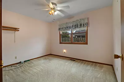 1608 N Leonard Avenue, McHenry, IL 60050 - Photo 21