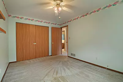 1608 N Leonard Avenue, McHenry, IL 60050 - Photo 25