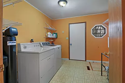 1608 N Leonard Avenue, McHenry, IL 60050 - Photo 27