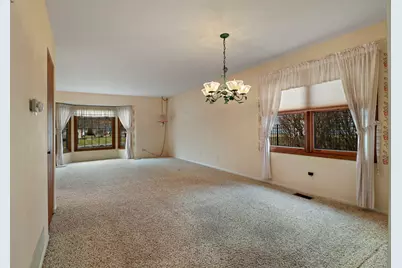 1608 N Leonard Avenue, McHenry, IL 60050 - Photo 9