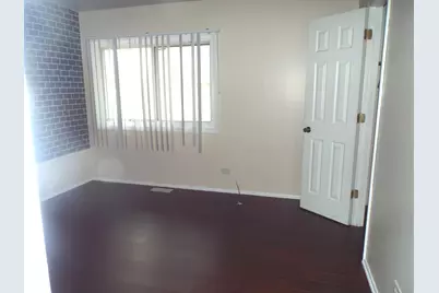 [Address not provided], Hanover Park, IL 60133 - Photo 9