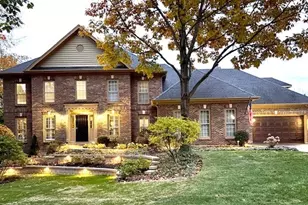 22 Aintree Rd, Saint Charles, IL 60174 - Photo 1