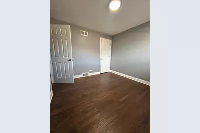 9463 Niles Center Road #E, Skokie, IL 60076 - Photo 9