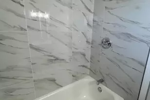 9463 Niles Center Rd, Skokie, IL 60076 - Photo 15