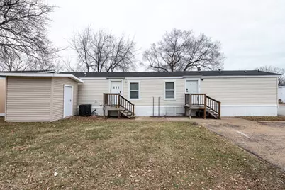 38569 N Sheridan Road #512, Beach Park, IL 60087 - Photo 1