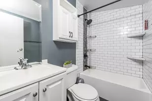 38569 N Sheridan Rd, Beach Park, IL 60087 - Photo 21