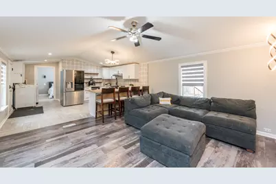 38569 N Sheridan Road #512, Beach Park, IL 60087 - Photo 7