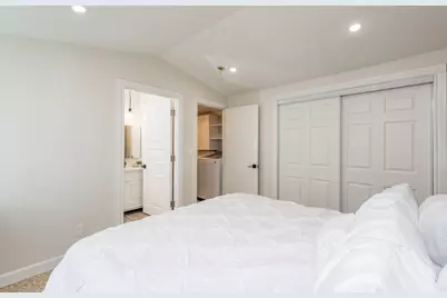 38569 N Sheridan Road #512, Beach Park, IL 60087 - Photo 15