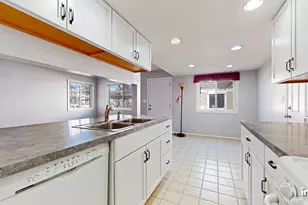 1447 Sutter Dr, Hanover Park, IL 60133 - Photo 9