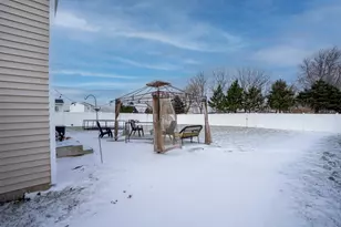 2026 Gleneagles Ln, Yorkville, IL 60560 - Photo 27