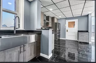 2717 W Peterson Ave, Chicago, IL 60659 - Photo 5