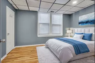 2717 W Peterson Ave, Chicago, IL 60659 - Photo 9