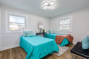 9132 Lincolnwood Dr, Evanston, IL 60203 - Photo 23