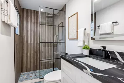 9132 Lincolnwood Drive, Evanston, IL 60203 - Photo 5