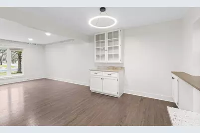 18W089 Claremont Drive, Darien, IL 60561 - Photo 7