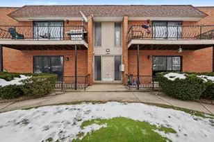 629 N Carroll Pkwy, Glenwood, IL 60425 - Photo 1