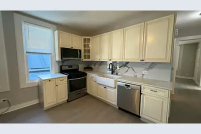 2324 Clarence Avenue #2, Berwyn, IL 60402 - Photo 7