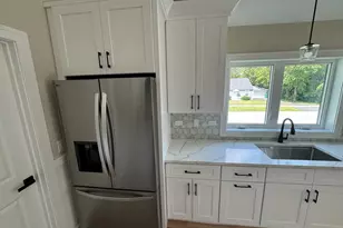 4951 W 86th St, Burbank, IL 60459 - Photo 13