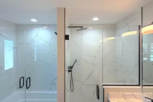 4951 W 86th St, Burbank, IL 60459 - Photo 7