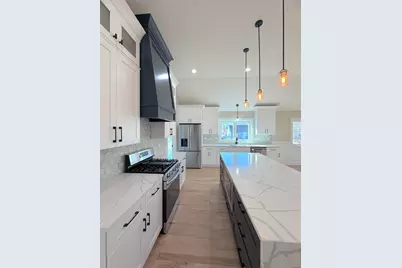 4951 W 86th Street, Burbank, IL 60459 - Photo 3