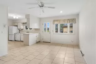 209 Herbert St, Downers Grove, IL 60515 - Photo 5