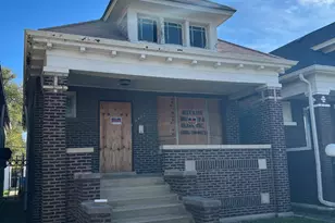 7835 S Rhodes Ave, Chicago, IL 60619 - Photo 3