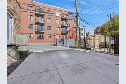 2818 W Fletcher Street #1, Chicago, IL 60618 - Photo 17