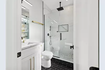 2818 W Fletcher Street #1, Chicago, IL 60618 - Photo 11