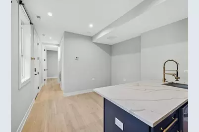 2818 W Fletcher Street #CH, Chicago, IL 60618 - Photo 9