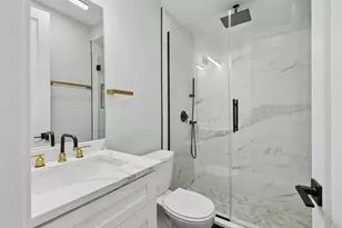 2818 W Fletcher St, Chicago, IL 60618 - Photo 11