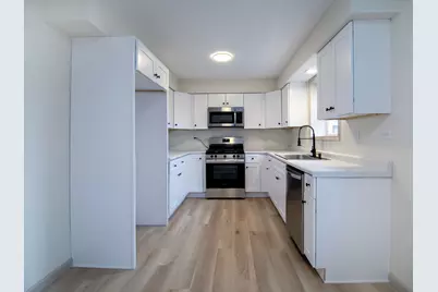 1320 S 3rd Avenue, Kankakee, IL 60901 - Photo 7