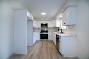 1320 S 3rd Ave, Kankakee, IL 60901 - Photo 7