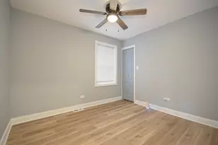 9605 S Greenwood Ave, Chicago, IL 60628 - Photo 13