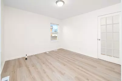 2433 S 17th Avenue, Broadview, IL 60155 - Photo 9