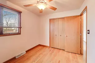 601 E Hackberry Ln, Mount Prospect, IL 60056 - Photo 19