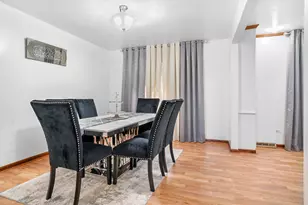 7712 Sequoia Ct, Orland Park, IL 60462 - Photo 11