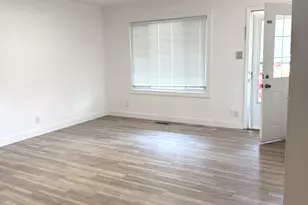 533 Redwood Rd, Bolingbrook, IL 60440 - Photo 3