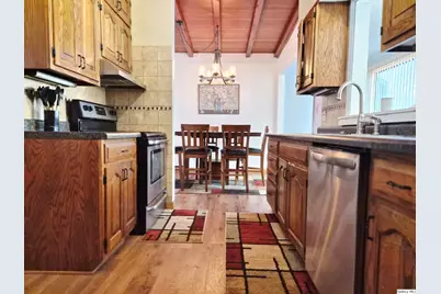 1946 Elmwood Drive East, Quincy, IL 62301 - Photo 11