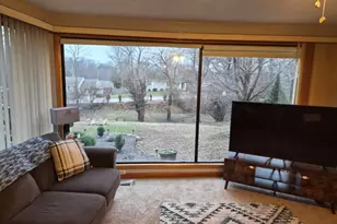 1946 Elmwood Dr E, Quincy, IL 62301 - Photo 25