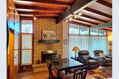 1946 Elmwood Drive East, Quincy, IL 62301 - Photo 5