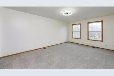 38429 N Creek Court, Beach Park, IL 60087 - Photo 11